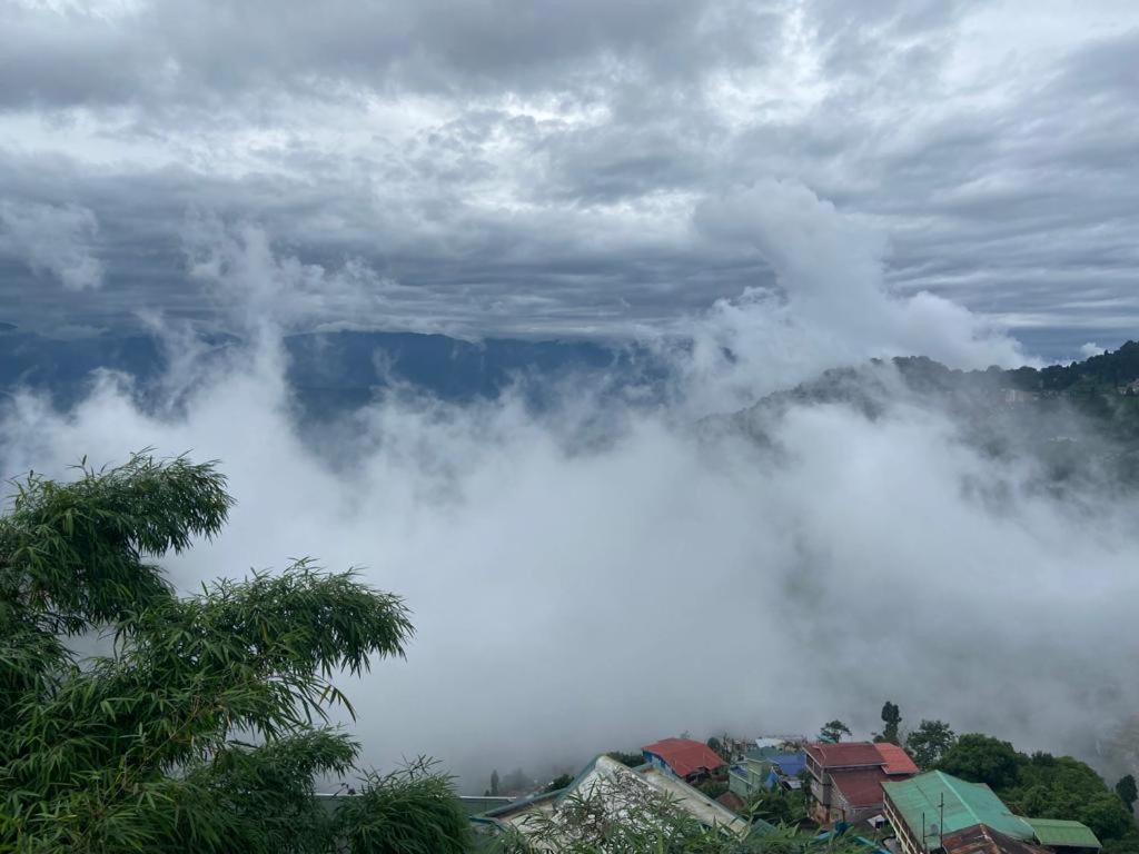 Norbu Thungkar Homestay ดาร์จีลิง ภายนอก รูปภาพ